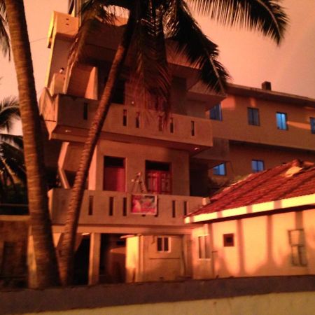 Hotel Tms Beach House Negombo Exterior foto