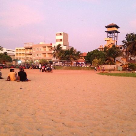 Hotel Tms Beach House Negombo Exterior foto